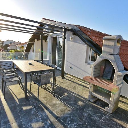 Apartment Sun Vir Δωμάτιο φωτογραφία