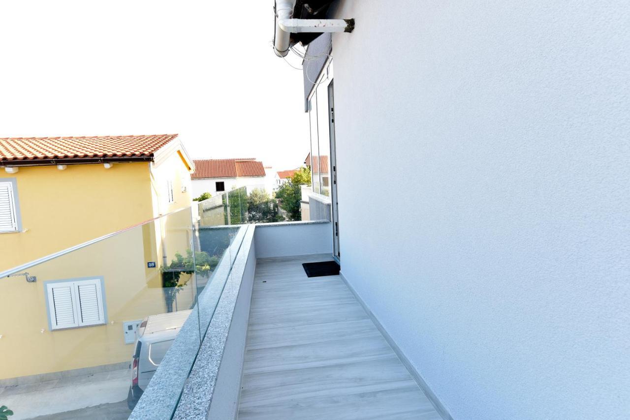 Apartment Sun Vir Δωμάτιο φωτογραφία
