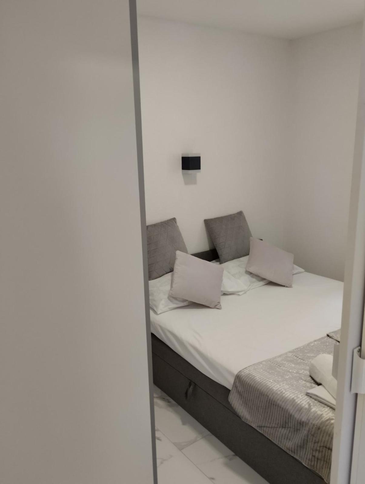 Apartment Sun Vir Δωμάτιο φωτογραφία