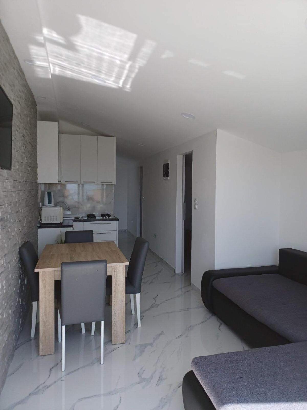 Apartment Sun Vir Δωμάτιο φωτογραφία